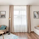 아파트 Charm Deco Near Old Town, All-friendly *