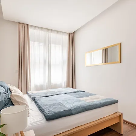 Appartamento Charm Deco Near Old Town, All-friendly *